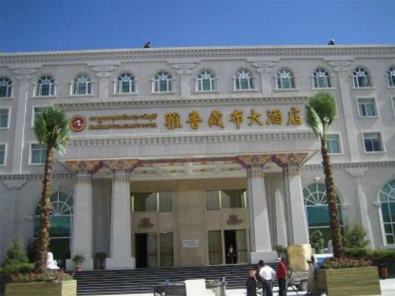 לאסה Brahmaputra Grand Hotel מראה חיצוני תמונה